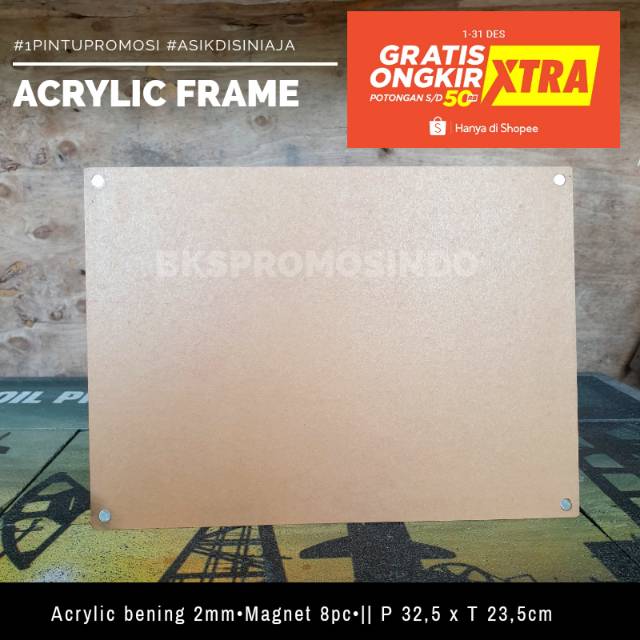 Akrilik Standing Frame A4+ 3mm