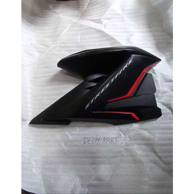 shroud sayap kanan 2nd ori new cb150r v3 k56