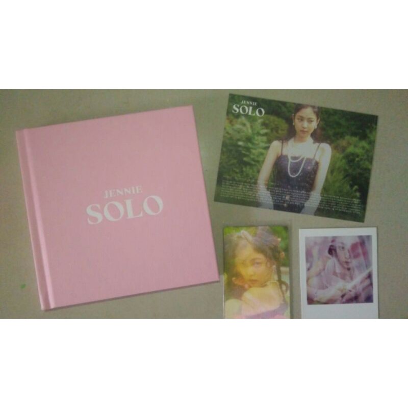 Sharing album jennie solo lenti polaroid postcard