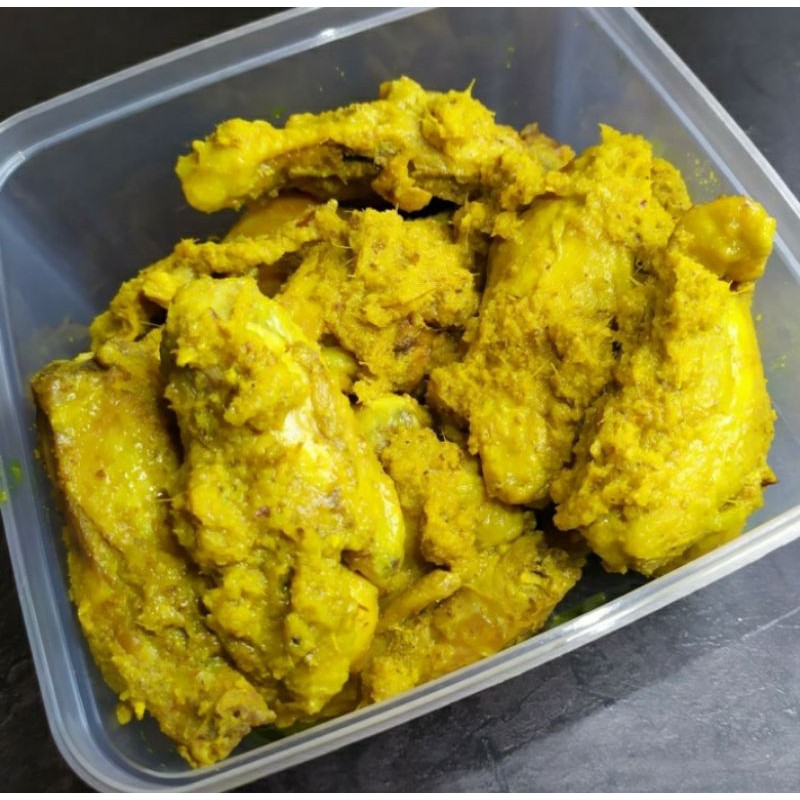 

Ayam ungkep goreng lengkuas