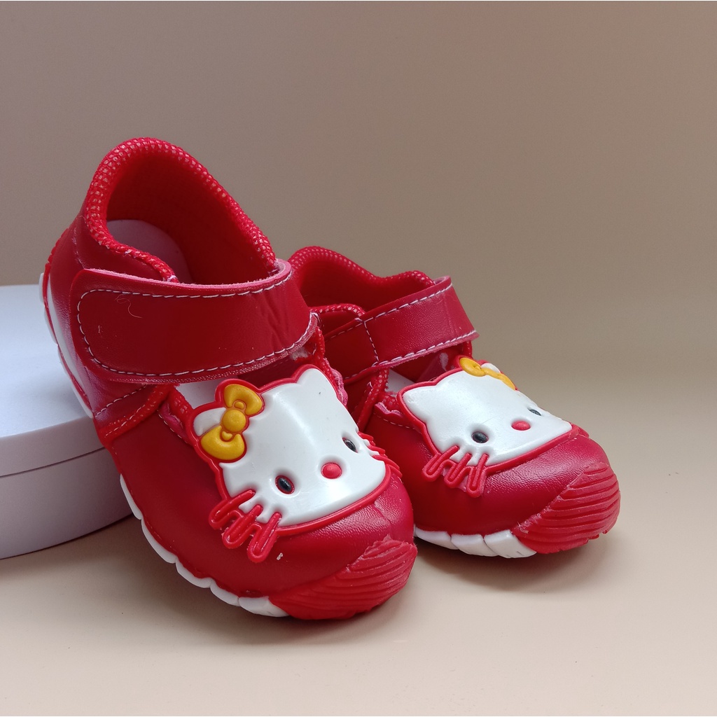 Sepatu bayi bunyi anak perempuan usia 1-3 tahun / sepatu bayi murah / sepatu anak casual keren-pita