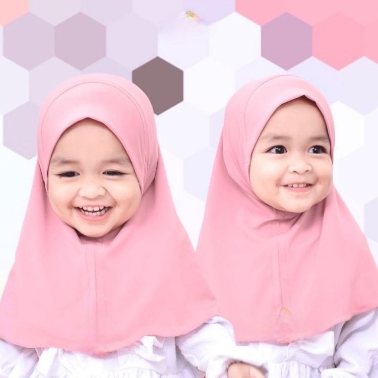 Clarisa anak Hijab instan anak