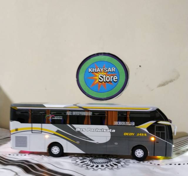 Miniatur Bus bis dedy jaya plus lampu