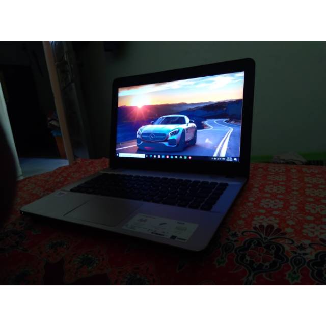 Laptop Asus AMD A9 X441B (Second)