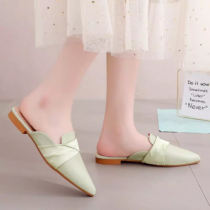 UC 07 FLATSHOES SANIAA