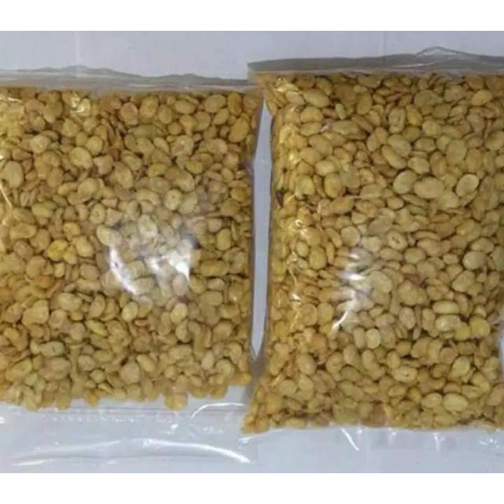 

Vania Snack Kacang Koro Asin Kemasan 500 gram / Kacang Koro Gurih Kacang Koro Kupas / Aneka Snack