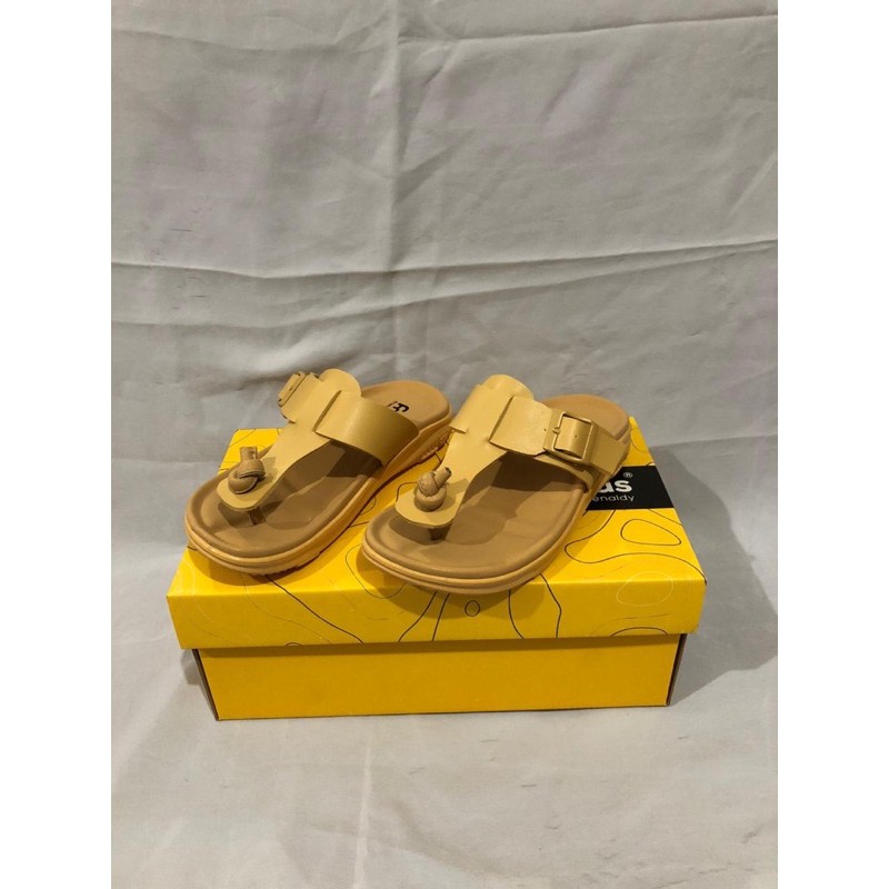 Sandal jepit anak perempuan FRANSISKA RENALDY T.HELEN 01 YELOW