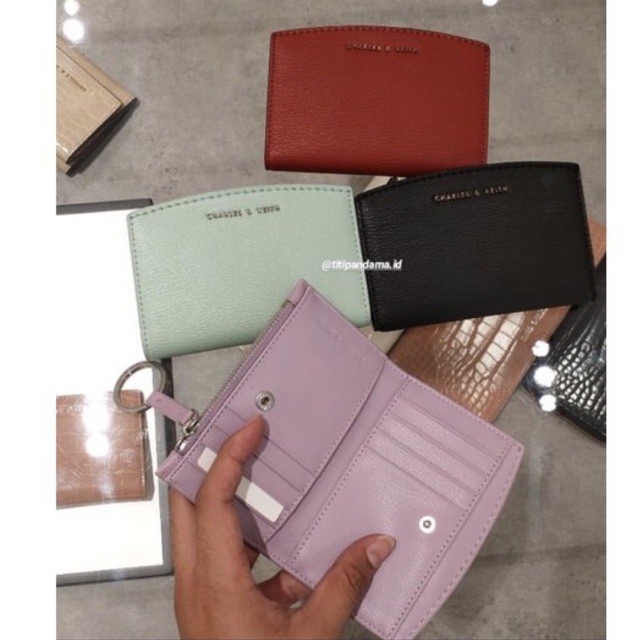 dompet kartu charles & keith