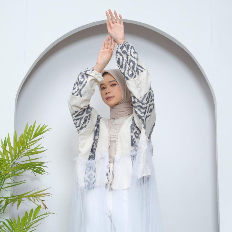 Baju tenun couple - baju tenun etnik - couple tenun - couple etnik - baju tenun prewedding - baju ko