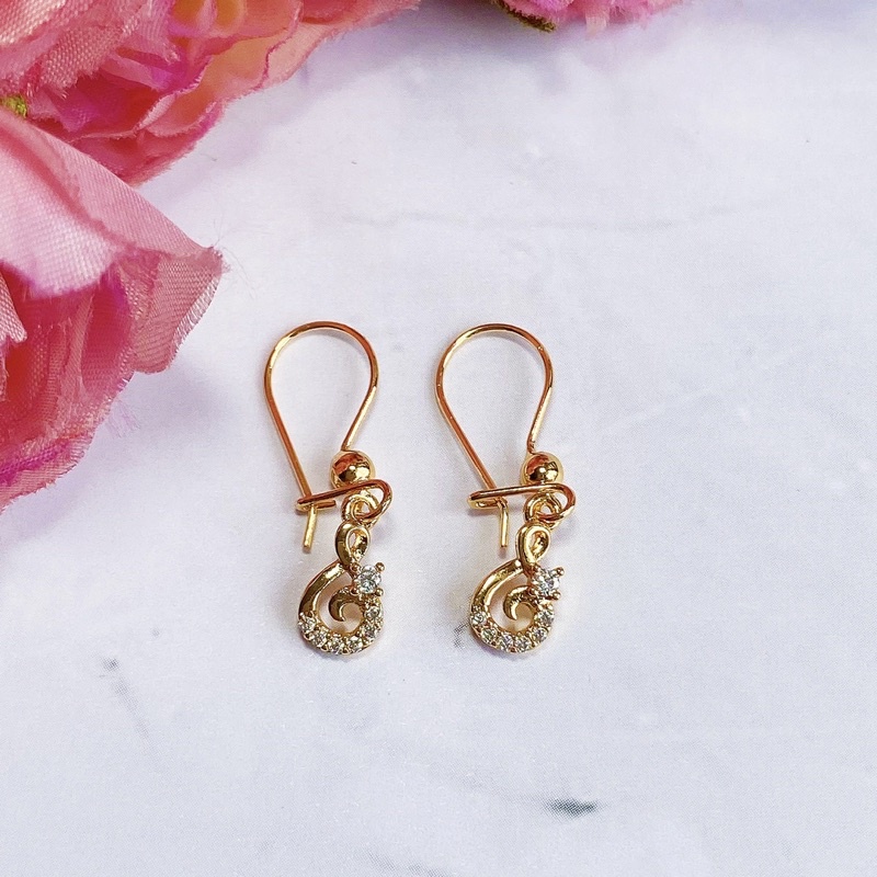 Anting Wanita Melody Lapis Emas