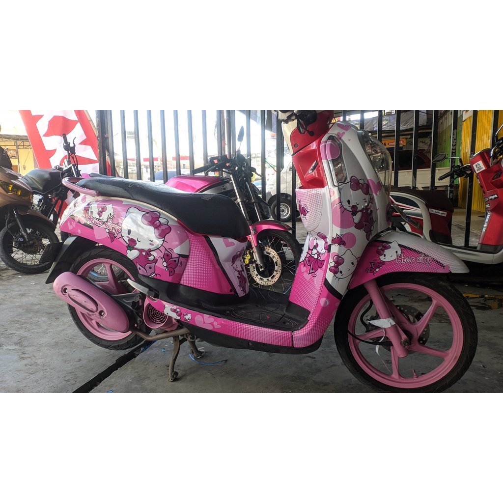 Stiker Scoopy Lama Decal Full Body Scoopy Lama Premium Pink Hello Kitty Glossy DNKZ