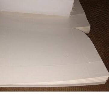 

Box Polos Pisang Nugget Laminasi