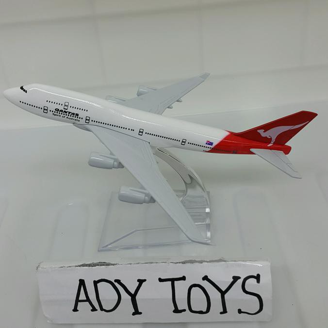 Hadir Qantas Pajangan Pesawat Miniatur Diecast Metal Bergaransi