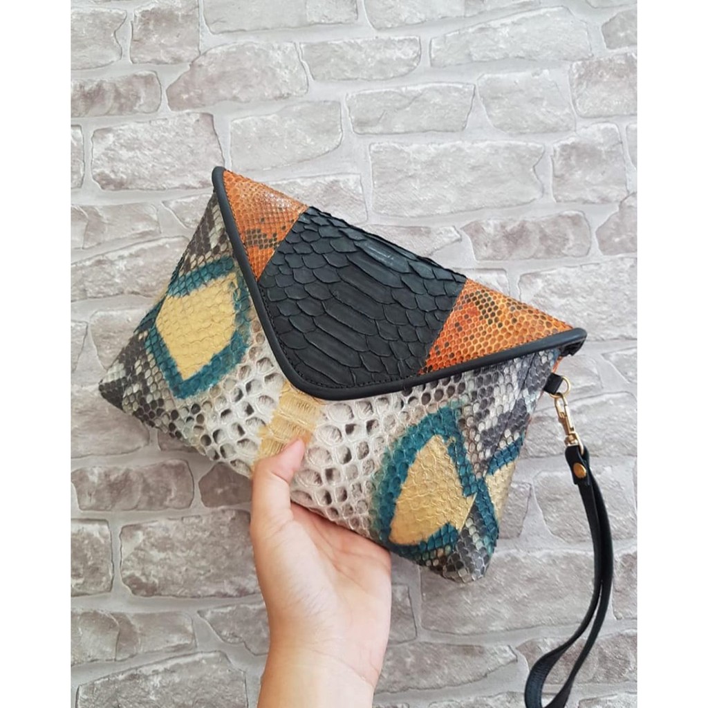 

Clutch Amplop Kulit 07