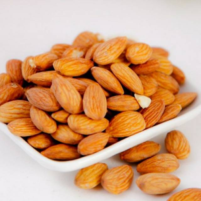 

KACANG ALMOND PANGGANG KUPAS NATURAL