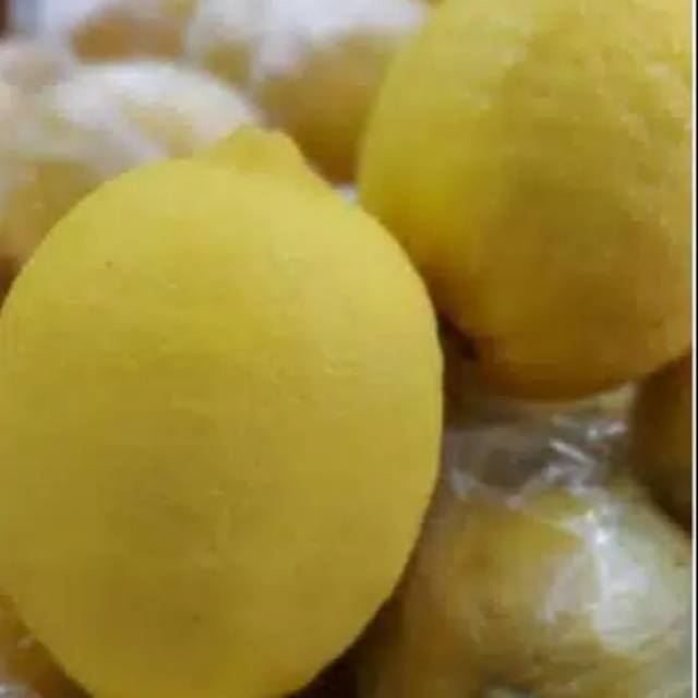 

Lemon segar/lemon import/cocok untuk lemon tea dan Minuman Diet