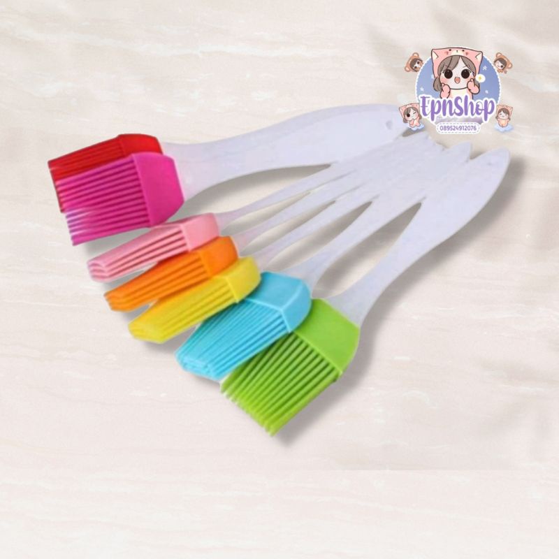 KUAS SILICONE / KITCHEN SILICONE BRUSH / KUAS OLES ROTI MINYAK BBQ