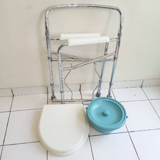 Commode Chair Stainless Steel tanpa roda 894 Sella Tempat BAB Portable