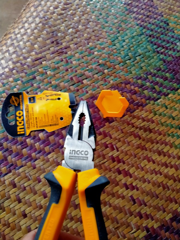 Tang Kombinasi Industrial 7  Ingco 7 Ingco