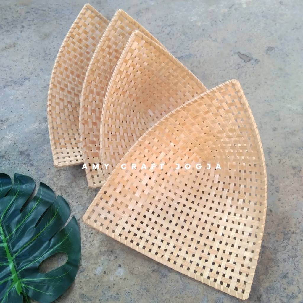 Pincuk anyaman Bambu Natural/ piring pincuk bambu/ piring sate/ piring makanan