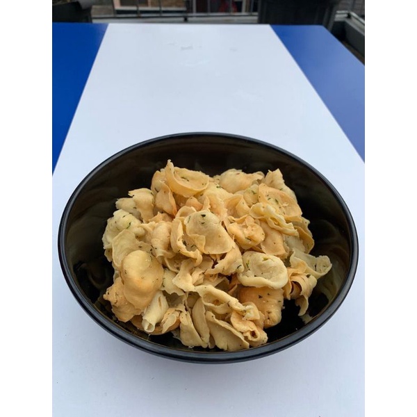 

Kue Bawang