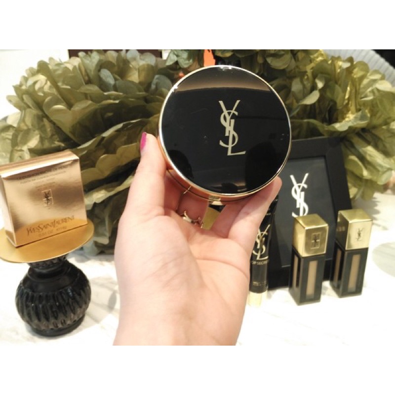 ysl cushion