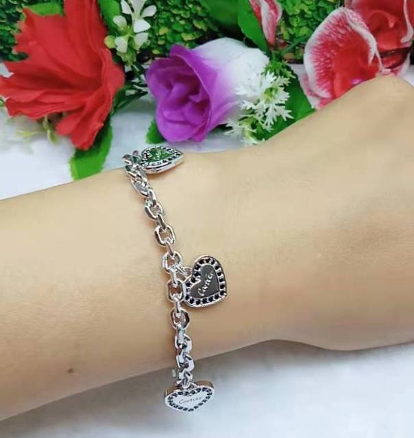 Gelang tangan love permata Hitam