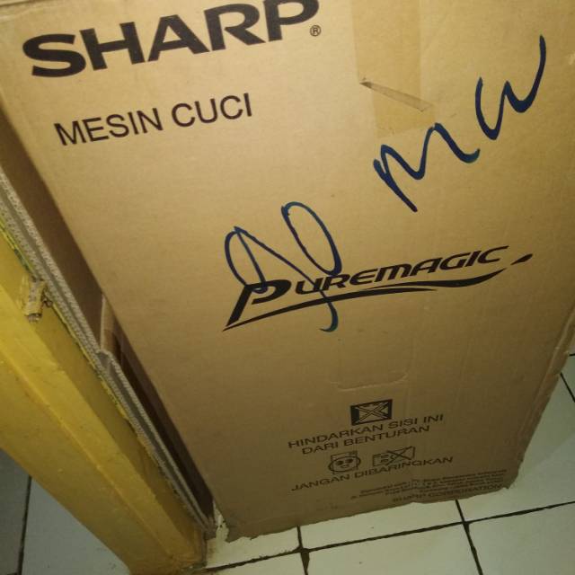 Mesin cuci Sharp 2 tabung 9 kg