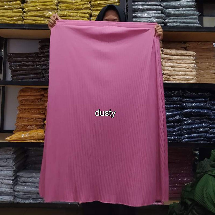 Rok plisket super jumbo polos untuk wanita gemuk