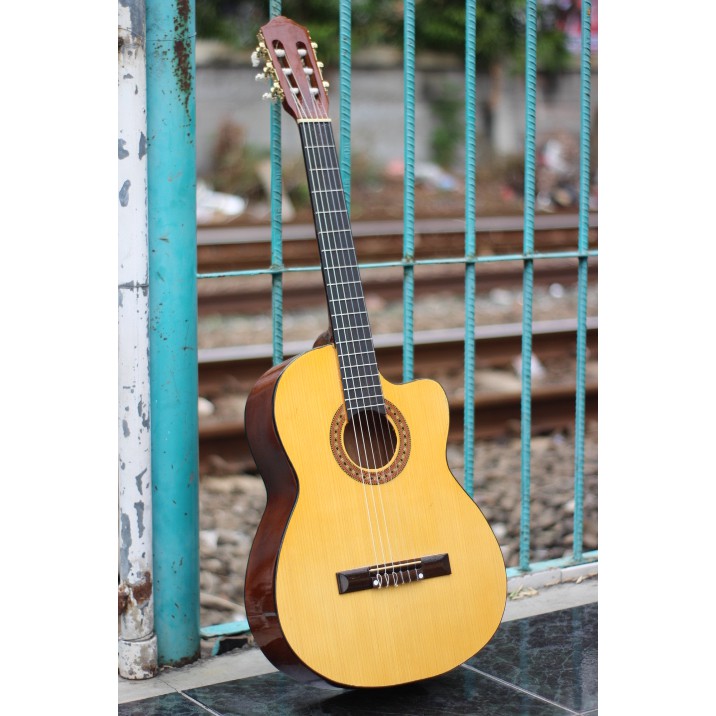 Gitar Akustik Nylon Free Tas Murah Meriah