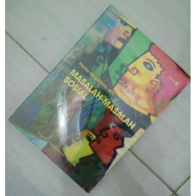 Masalah Masalah Sosial - Paulus Tangdilintin