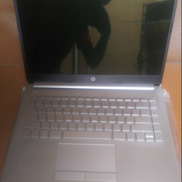 TERMURAH Laptop HP 14S DK0005AU SSD 256Gb Backlit keyboard, Like New Garansi Masih 2 Tahun