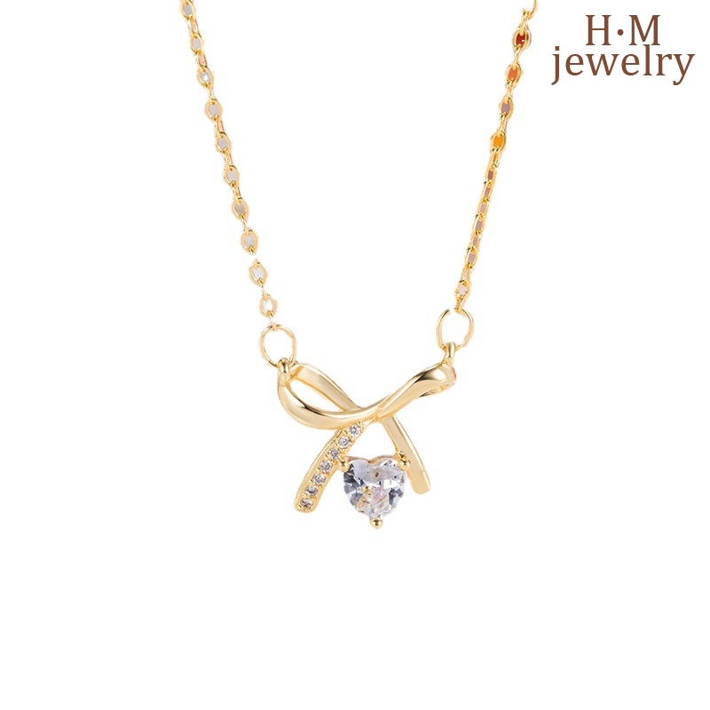 Kalung Rantai Klavikula Desain Pita Hati Aksen Berlian Untuk Aksesoris