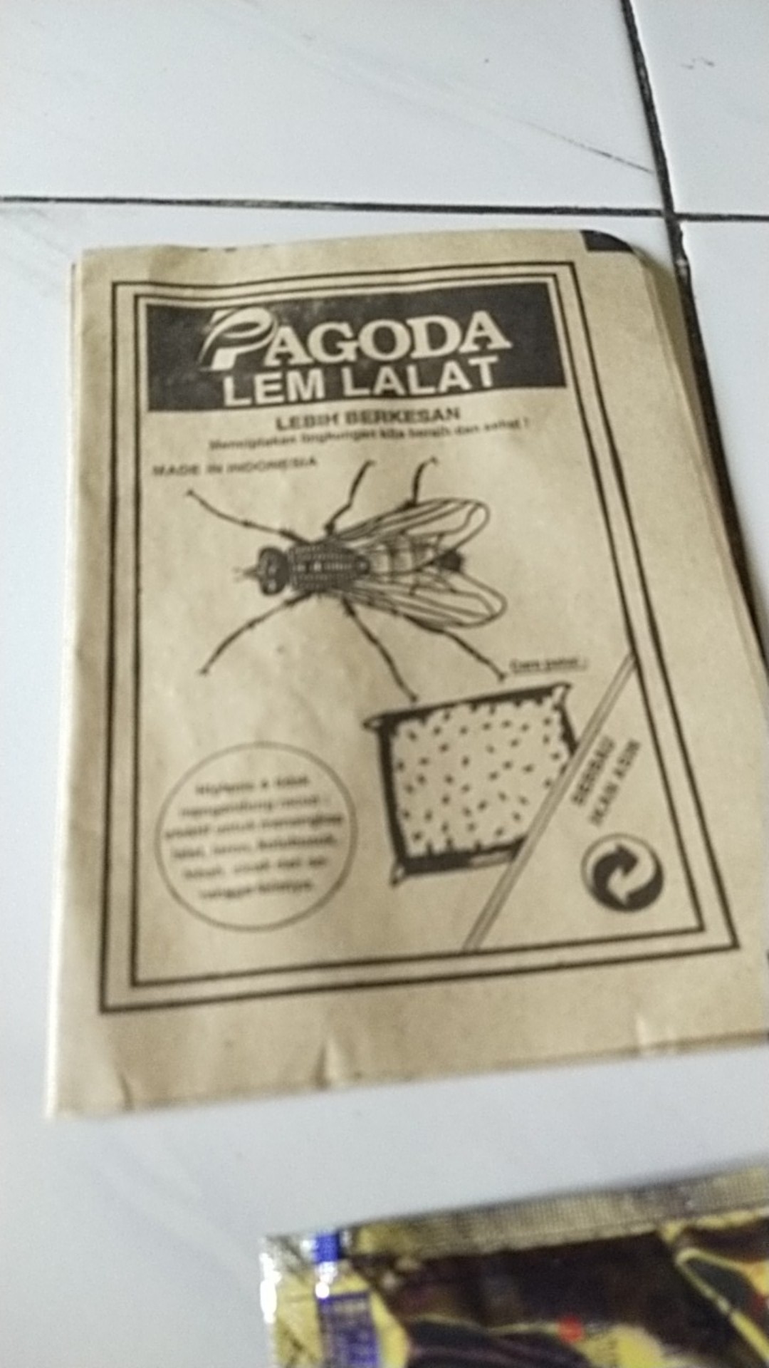 Lem Lalat/ Jebakan Lalat/ Lem Perekat Jebakan Lalat