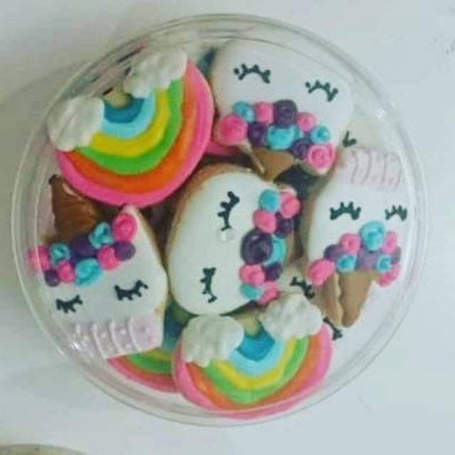 

Kukis Hias karakter Unicorn mix