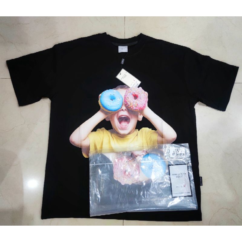 Kaos Hitam Oversize Donat