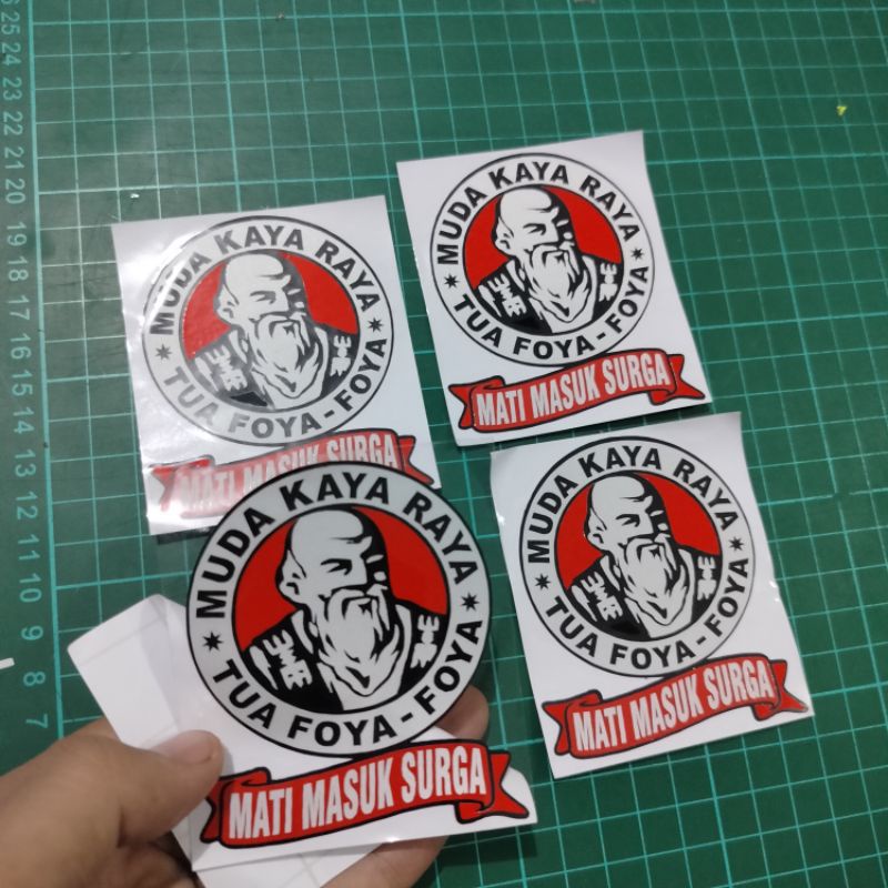 Cutting Sticker Orang Tua