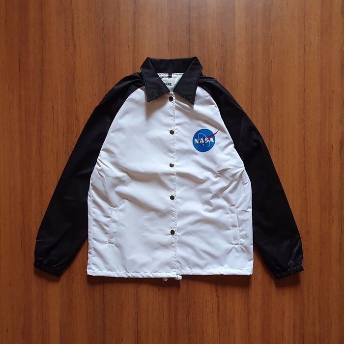 JAKET PRIA REMAJA ORIGINAL COACH JAKET VANS x NASA COLORBLOCK TOP 1