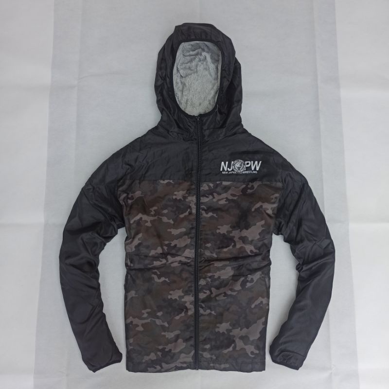 Jaket Preloved Hoodie Branded Preloved NJPW 1972 Sherpa Camo Jacket