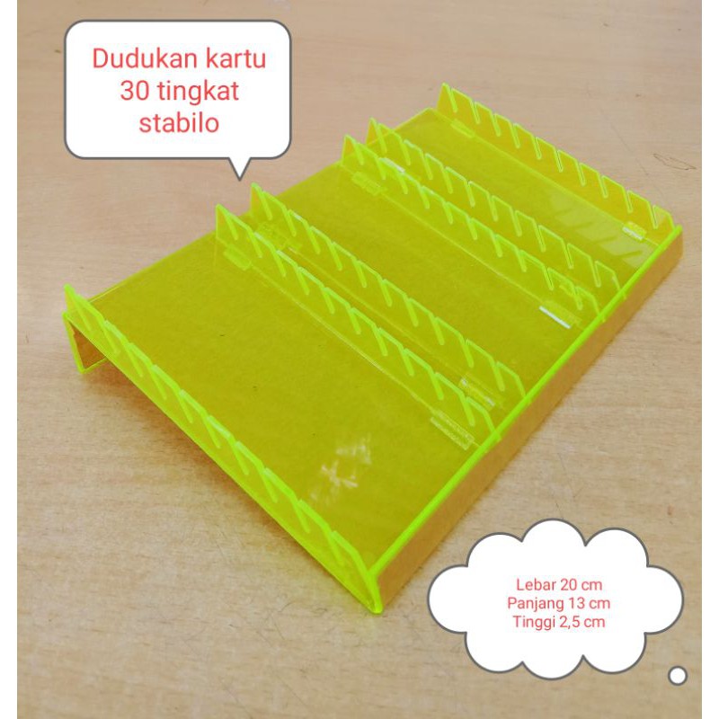 

Dudukan kartu 30 tingkat stabilo