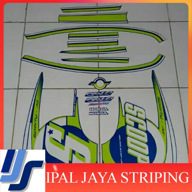 Stiker Scoopy sporty 2015 biru