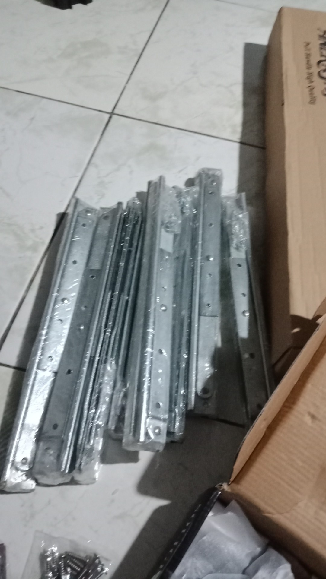 Engsel Jendela Kasemen Casement Window Kayu Friction Stay 12 30cm