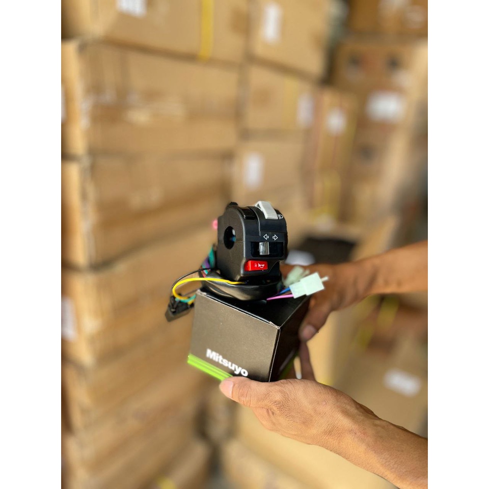 Holder kiri VIXION import Holder Kiri Vixion saklar kiri vixion old saklar kiri Import