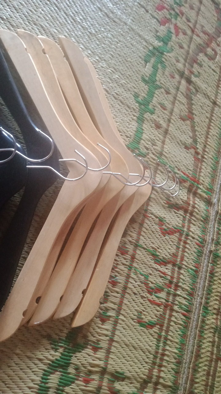 Hanger Kayu Tanpa Palang (isi 5pcs)