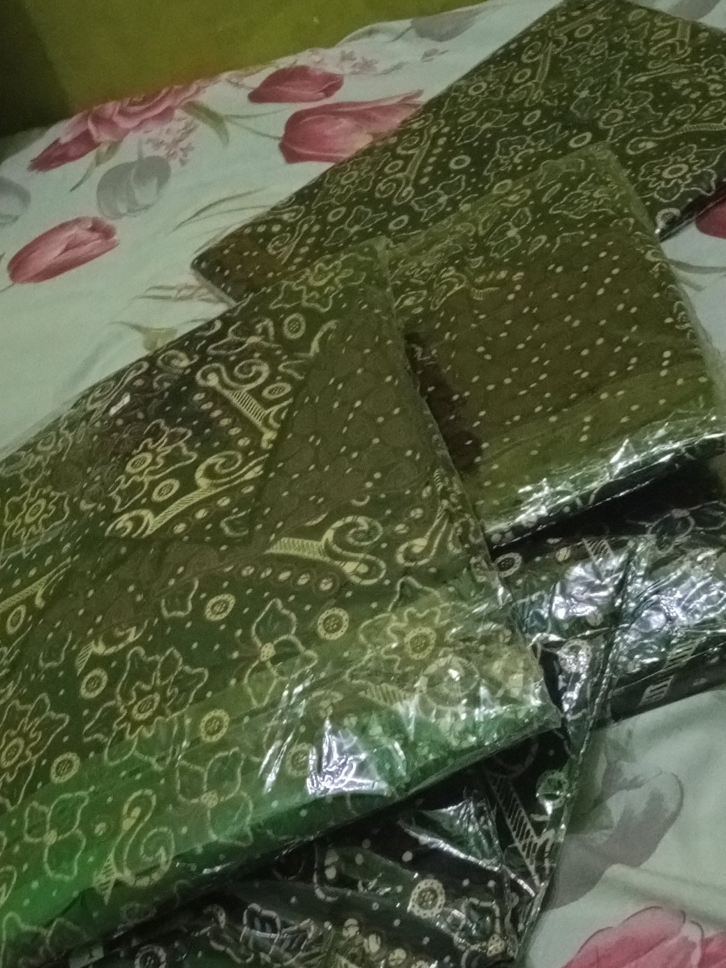 Couple Batik Keluarga || Setelan Couple Batik Ayah Ibu Anak Cewek Cowok || Couple Batik Family Gamis