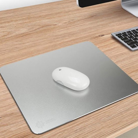 Mouse Pad Waterproof Dari Bahan Alumunium - Mouse Pad Alumunium - Metal Mouse Pad - Mouse Pad Gaming