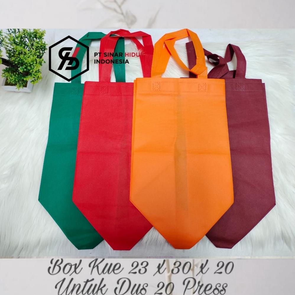 

Tas Godie Bag / Spunbond Kotak Nasi / Box Kue Press Ukuran 20 Perlusin