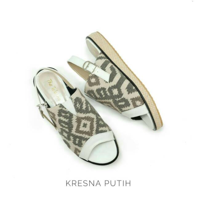 Sandal Batik Kresna White