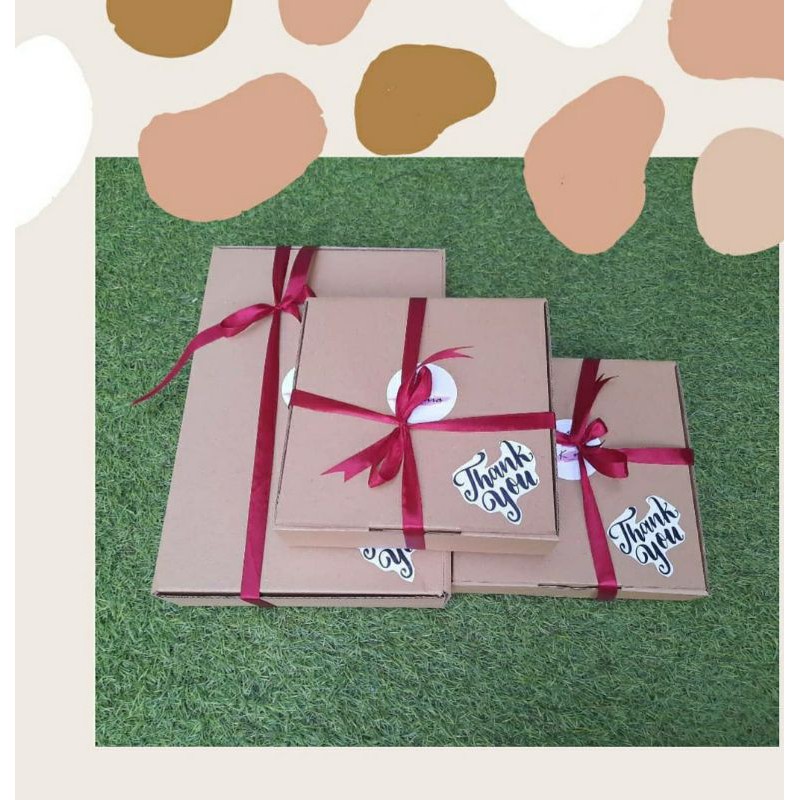 

GIFT BOX