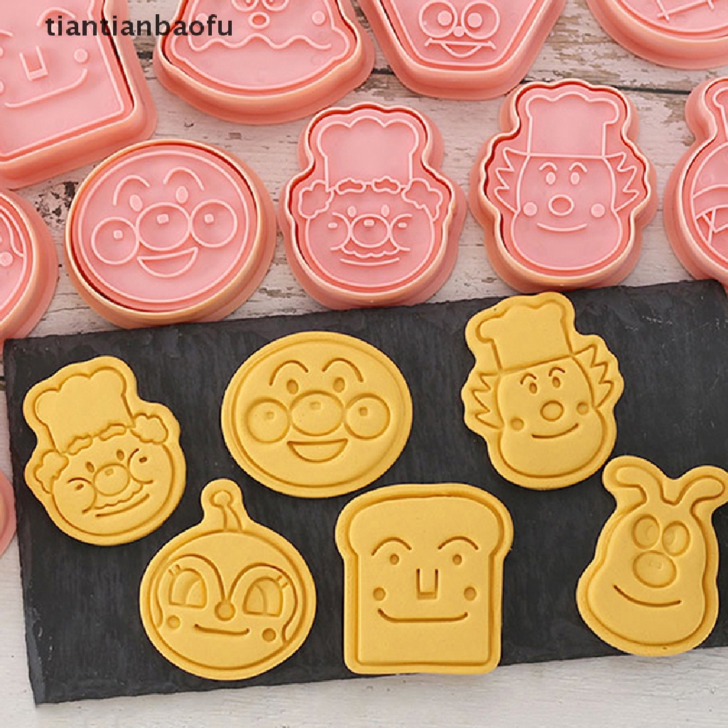 10 Pcs Cetakan Pemotong Kue Cookies Desain Run Kingdom Dessert